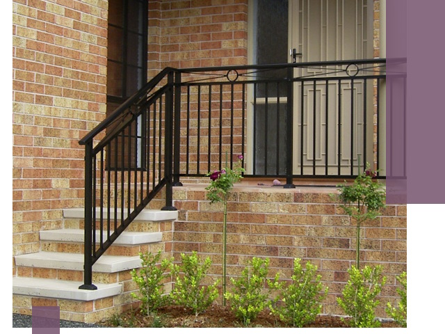 Уличные перила из металла под ключ в Бирске