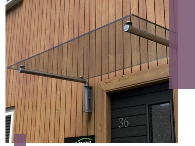 Стеклянные козырьки на входы и фасады в Бирске